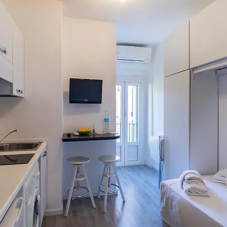 New Apartment Between Navigli And Duomo - D'Annunzio ミラノ